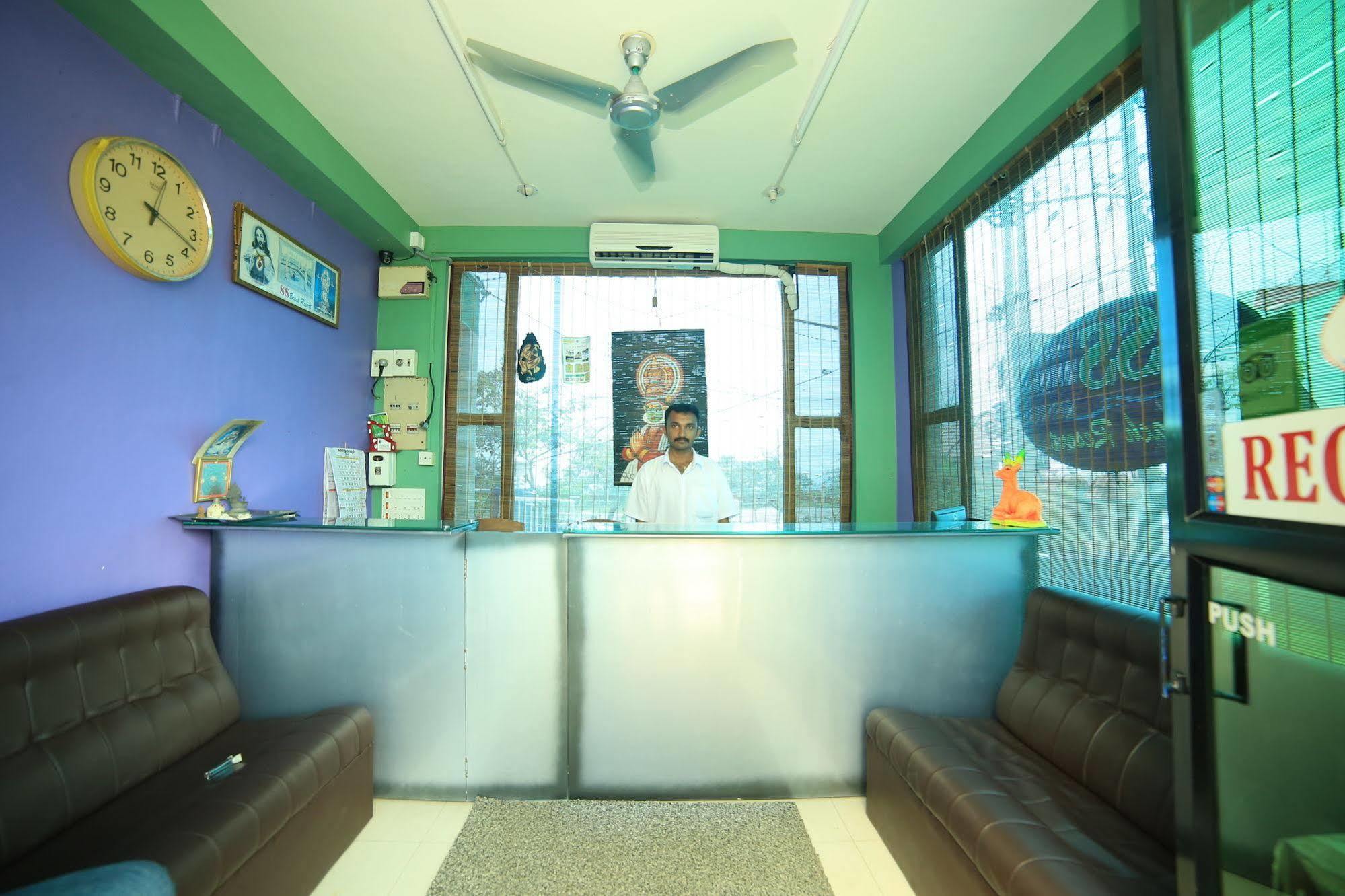 Ss Beach Resort Varkala Bagian luar foto