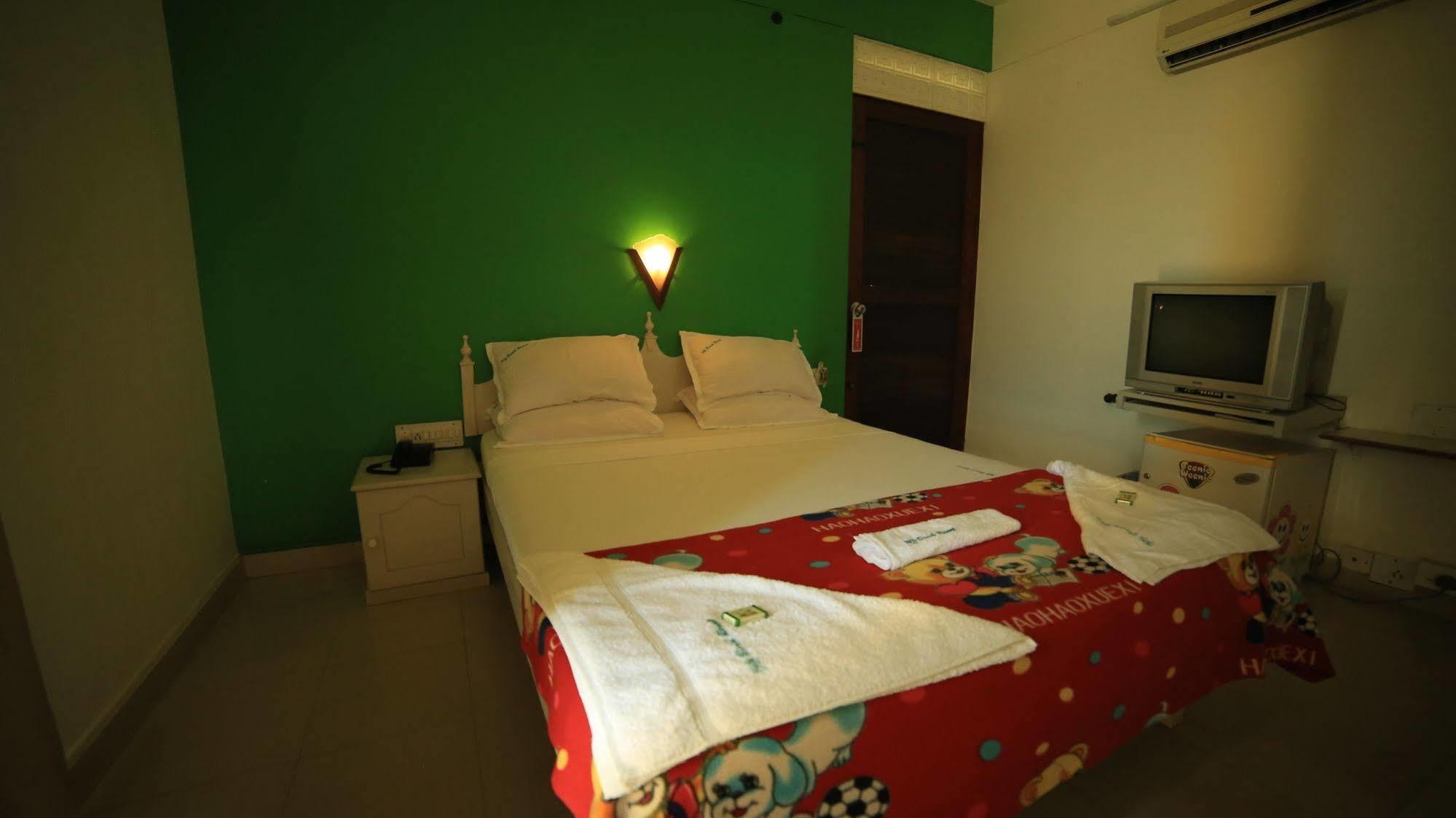 Ss Beach Resort Varkala Bagian luar foto