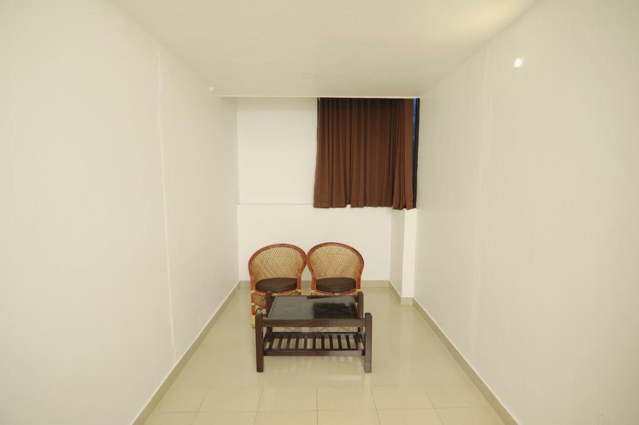 Ss Beach Resort Varkala Bagian luar foto